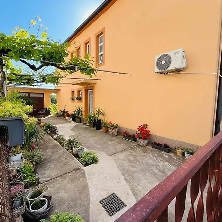 Apartment Paulina *